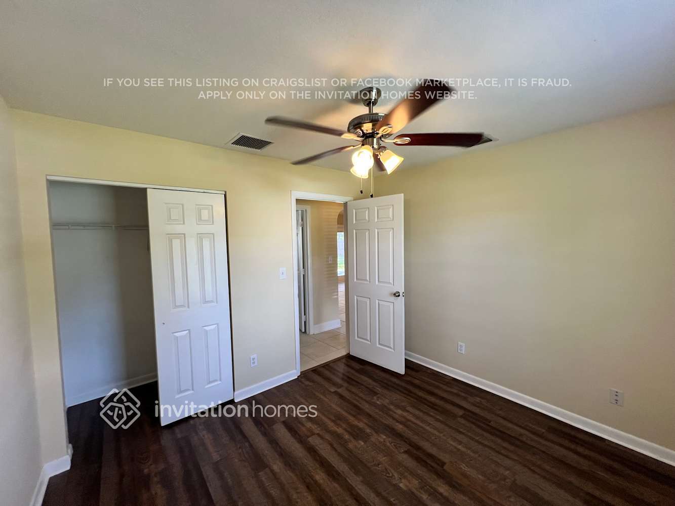 Building Photo - 1318 SW Bartell Ave