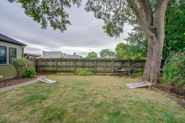 Building Photo - 5754 Nicollet Ave
