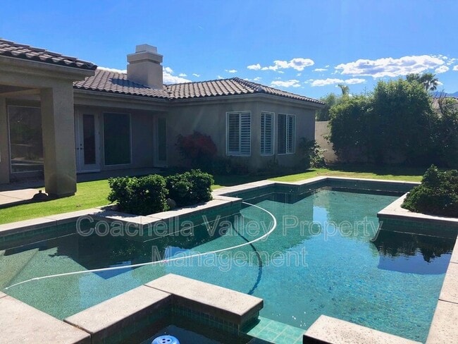 Building Photo - 20 Trafalgar