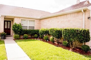 Building Photo - 14111 Prosperity Ridge Dr