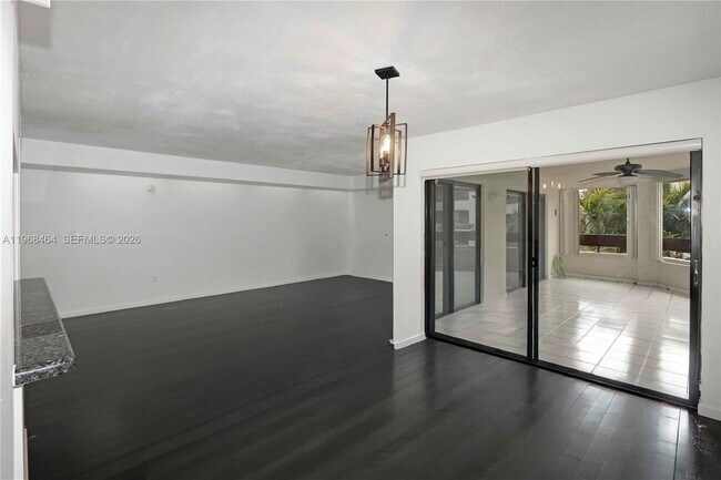 Building Photo - 9020 SW 125th Ave