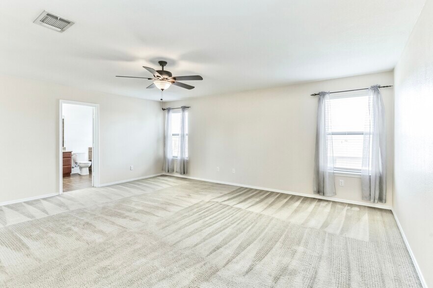 Building Photo - 9147 Sage Loop Ct