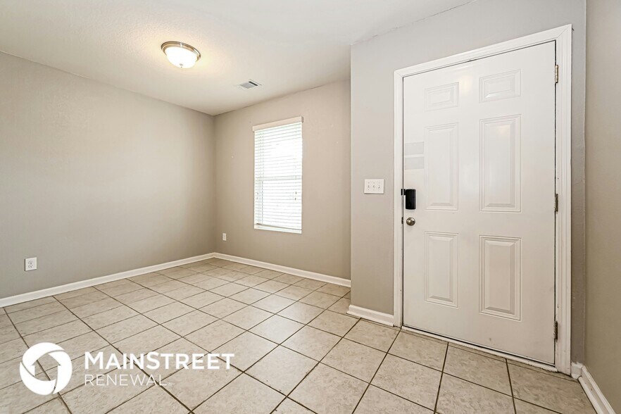 Building Photo - 2509 Queen Bee Dr