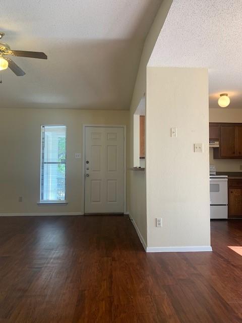 Building Photo - 10616 Mellow Meadow Dr