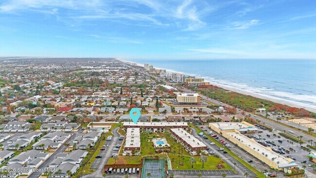 Building Photo - 180 Paradise Blvd