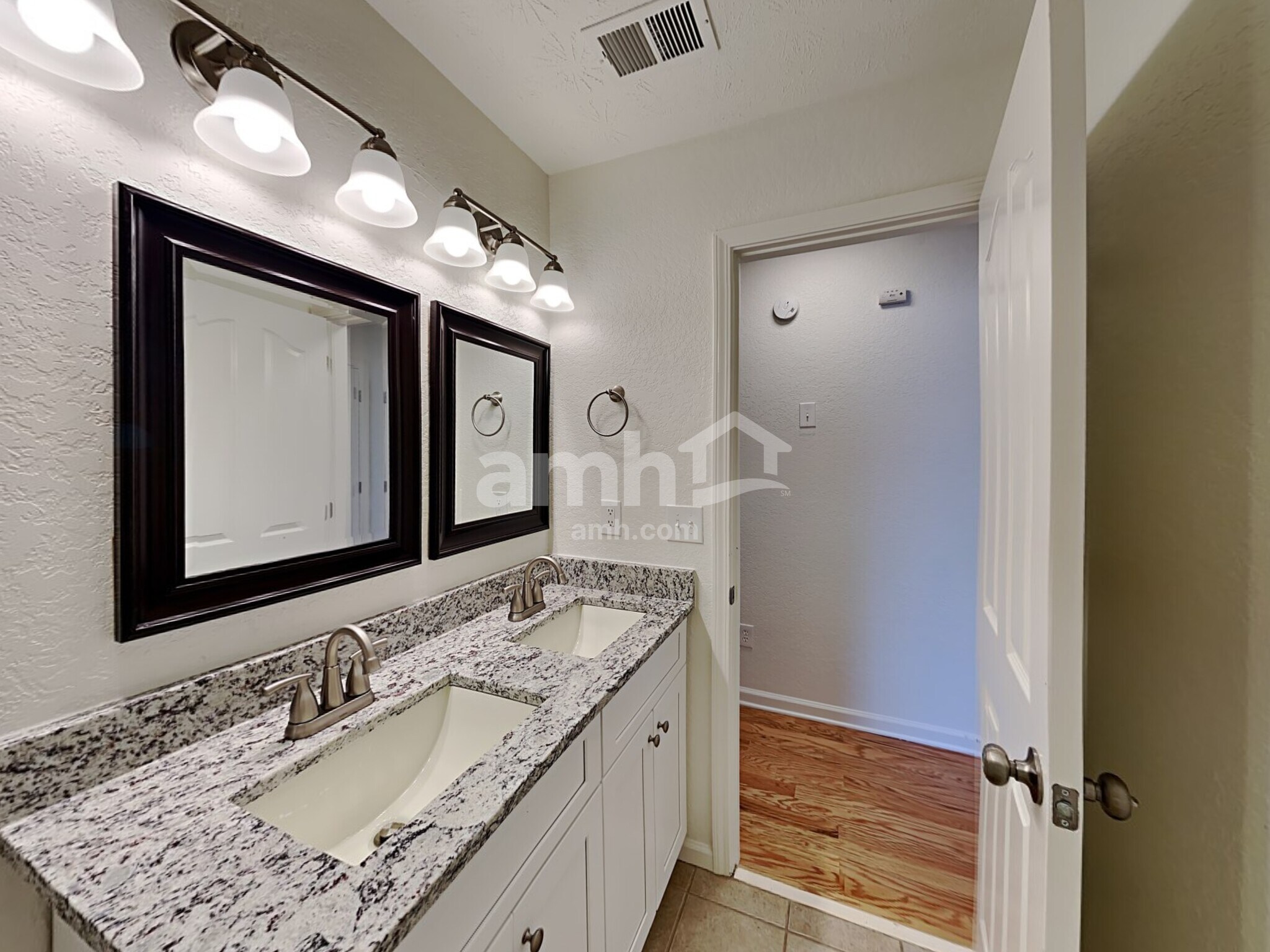 Building Photo - 488 Haven Ridge Dr