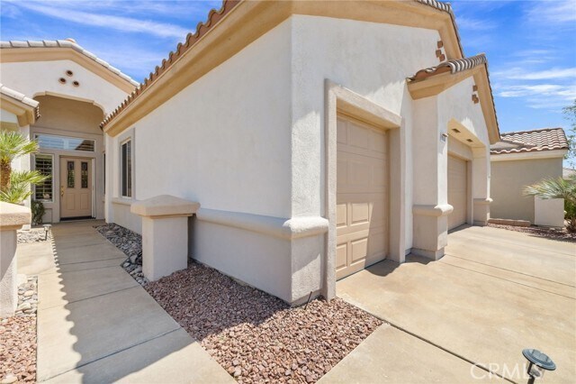 Building Photo - 78688 Sunrise Canyon Ave