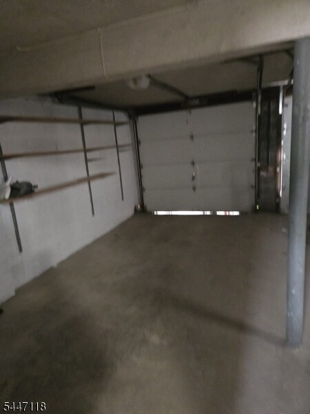 Building Photo - 832 Dewey St