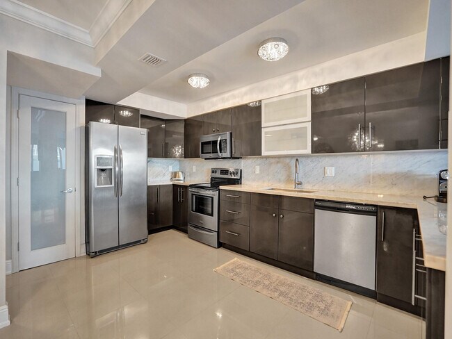 Building Photo - 3430 Galt Ocean Dr