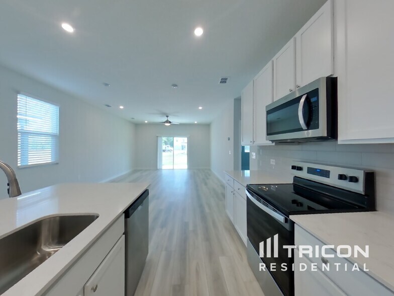 Building Photo - 64 Brazil Nut Cir