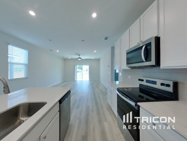 Building Photo - 64 Brazil Nut Cir