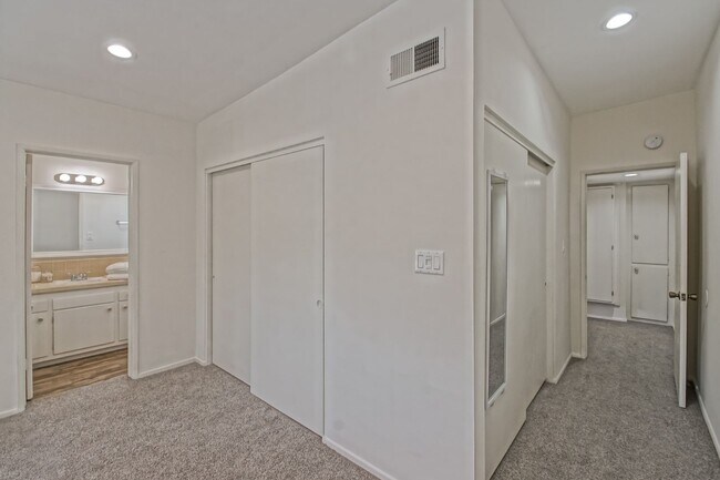 Building Photo - 3856 W 242nd St