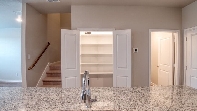 Building Photo - Where Style Meets Comfort: Elevate Your Li...