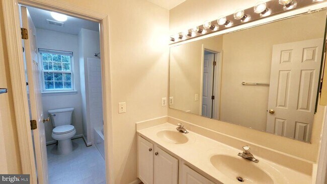 Building Photo - 20969 Kittanning Ln