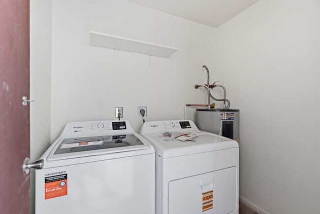 Building Photo - 2Bd/2Ba Condo in Mesa