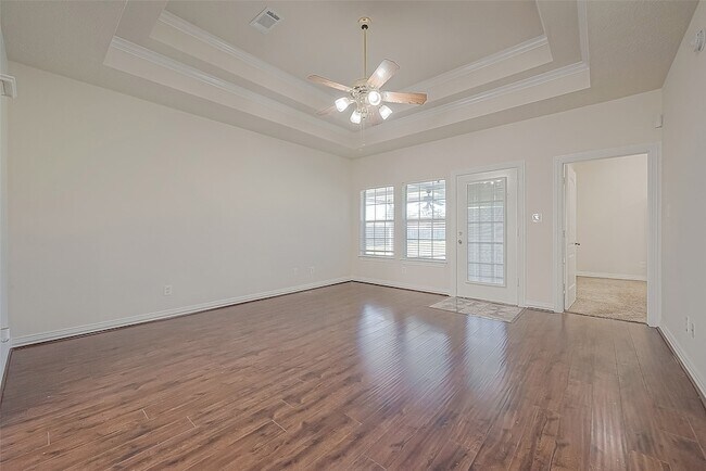 Building Photo - 1189 Lovett St