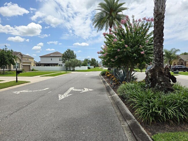 Building Photo - 3543 Meadow Breeze Loop