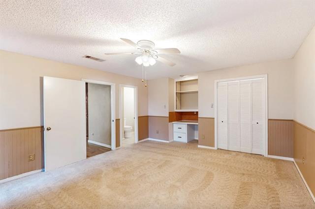 Building Photo - 322 E Tripp Rd