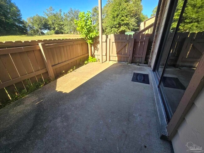 Building Photo - 2303 W Michigan Ave