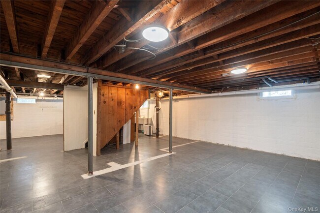Building Photo - 149 Wooleys Ln