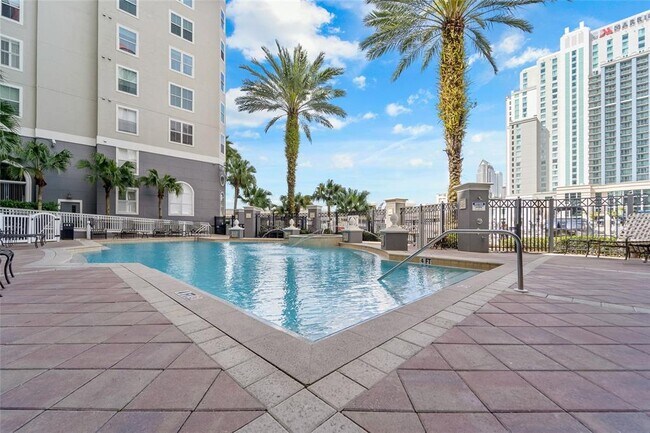 Building Photo - 700 S Harbour Island Blvd