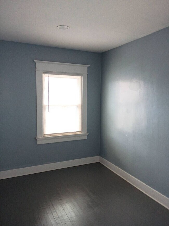 Building Photo - 424-426 Lexington Ave