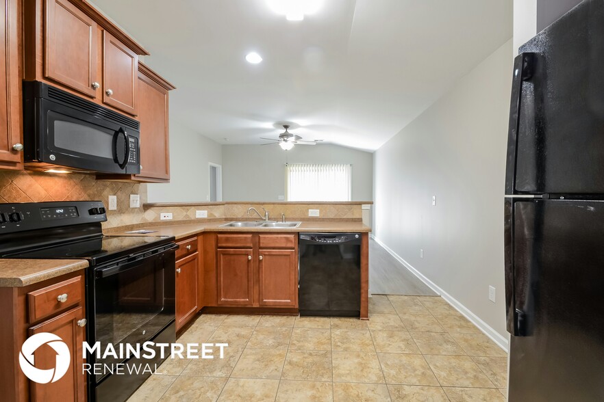 Building Photo - 155 Briar Ridge Ln