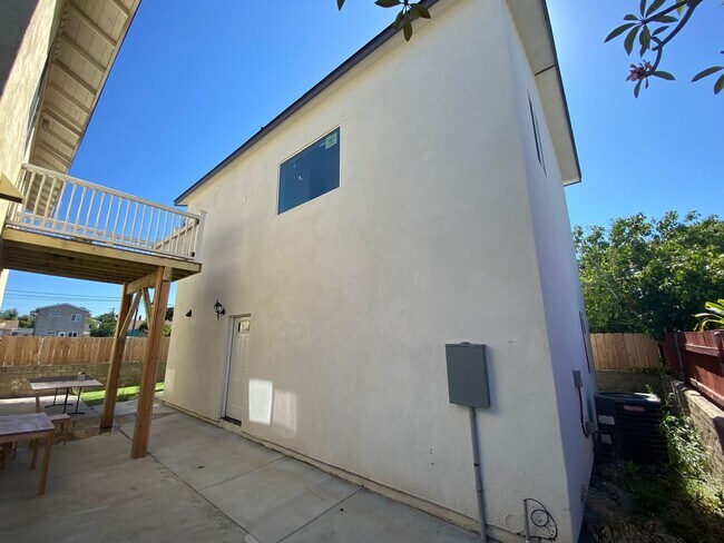 Building Photo - Newer Build! 4BD/2BA on 63rd (Lease out, pending signatures. Check back in a few days!)