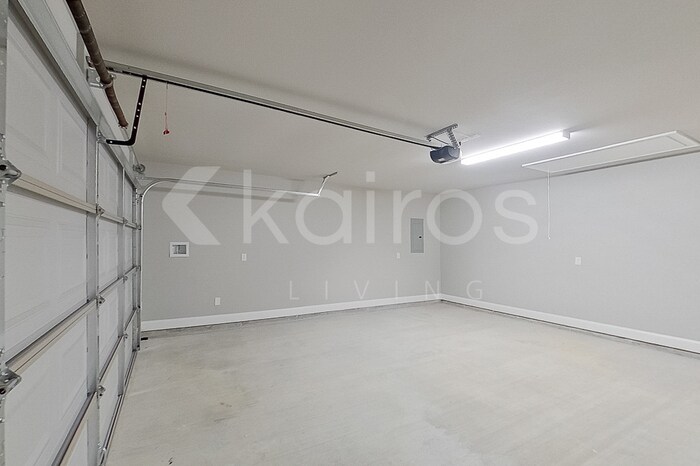 Building Photo - 22844 Monterey Ave