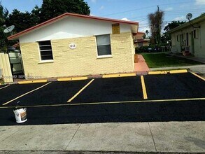 Building Photo - 1013 Foster Rd