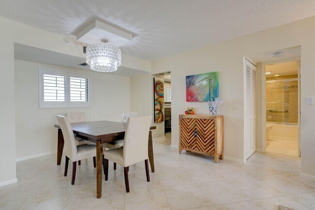 Building Photo - 400 Ocean Trail Way