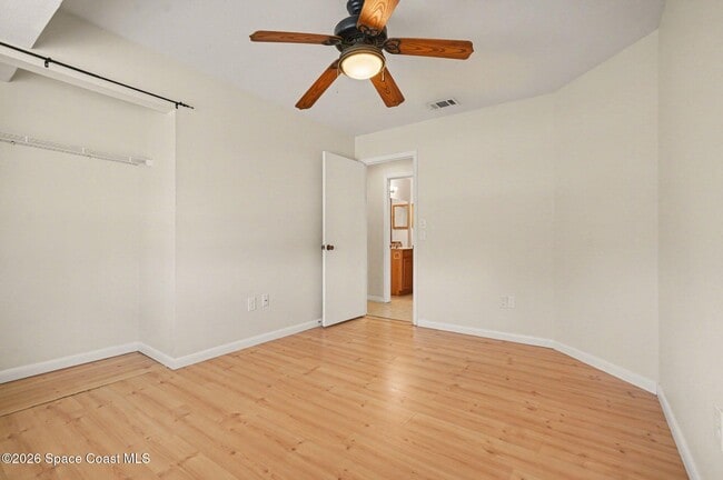 Building Photo - 1340 Mariposa Dr NE