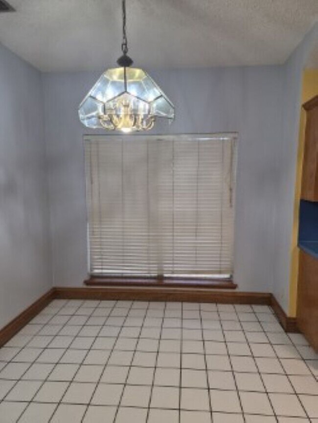 Building Photo - 7416 N 20th St