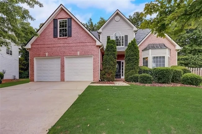 Front - 2356 Hampton Park Dr