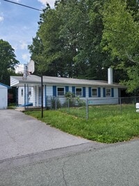 Building Photo - House in South Mountain Community