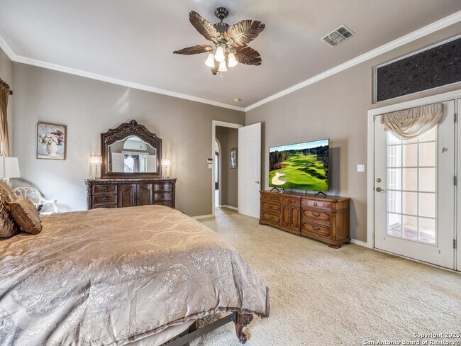 Building Photo - 19114 Autumn Garden