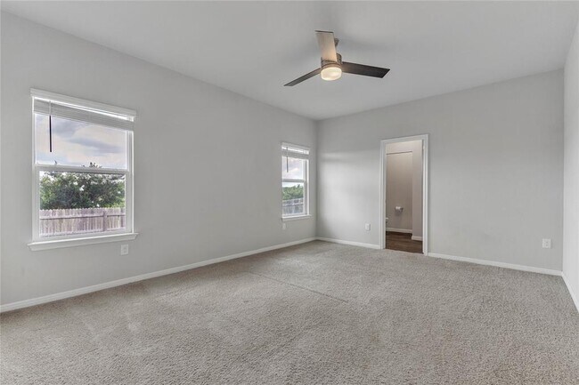 Building Photo - 3311 Brywood Dr