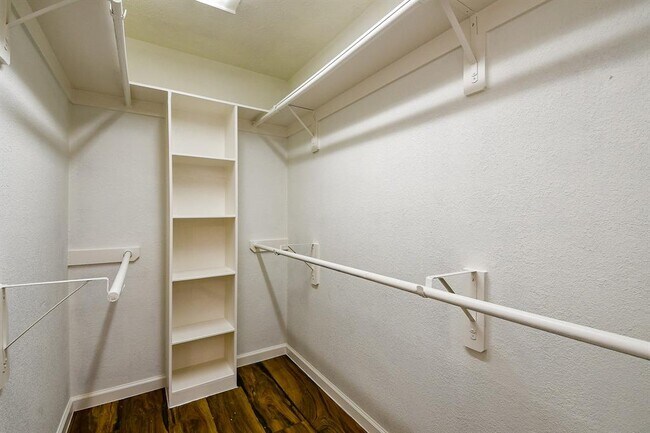 Building Photo - 25003 Spring Creek Dr
