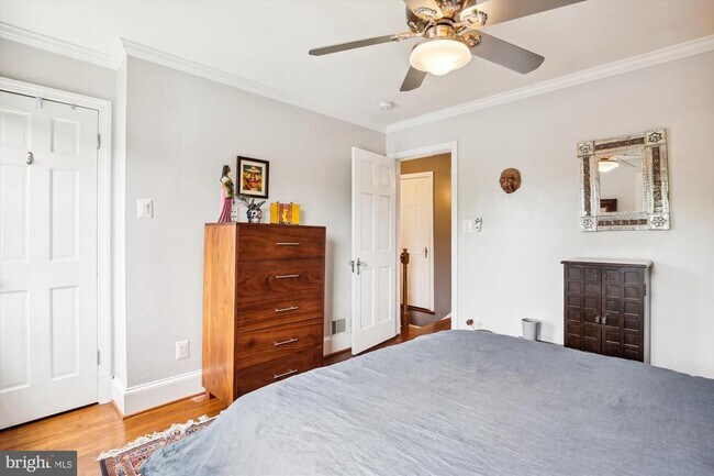 Building Photo - 821 Church St