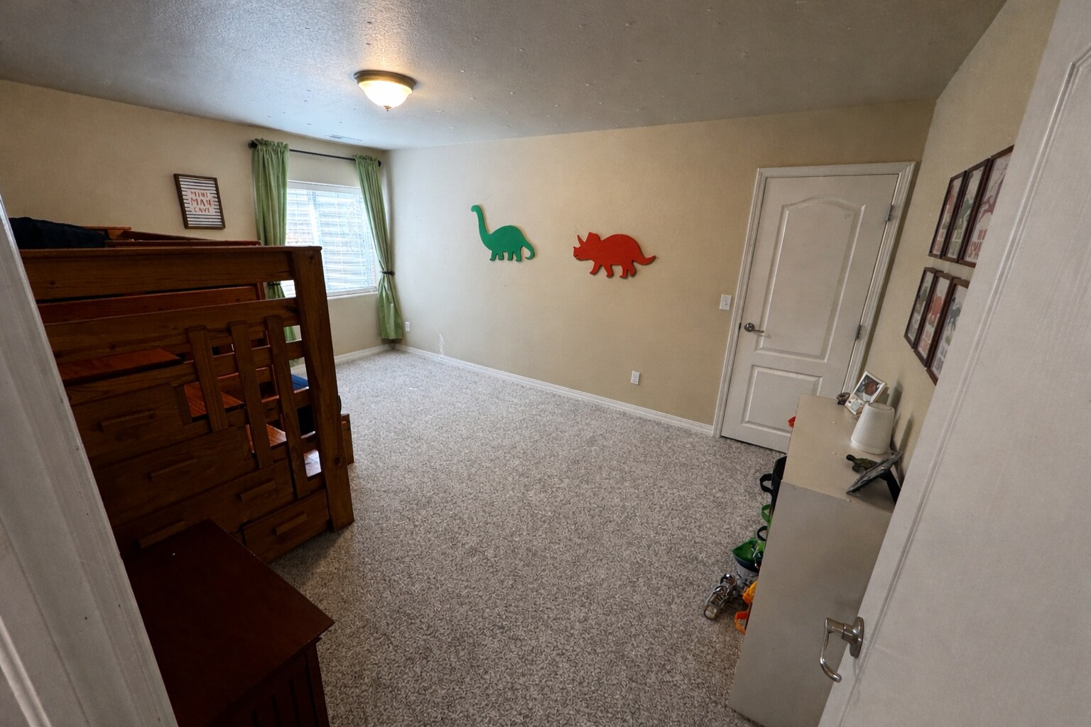 Building Photo - 6675 Silverwind Cir