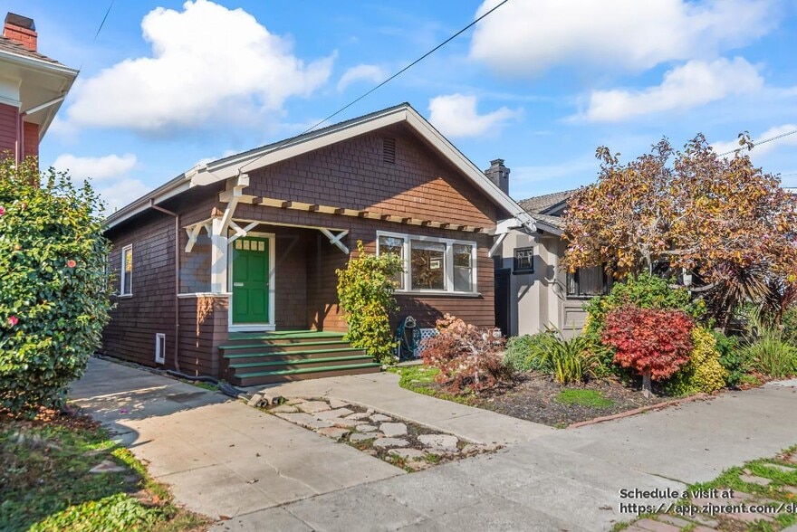 Primary Photo - 4151 Manila Ave