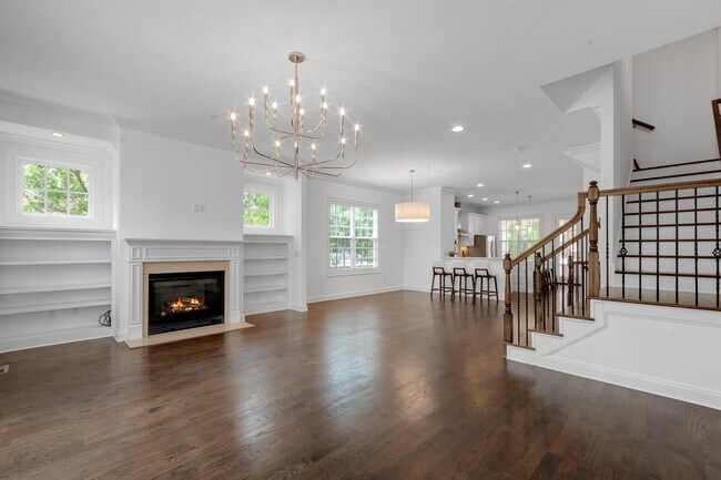 Building Photo - 1260 Lullwater Park Cir