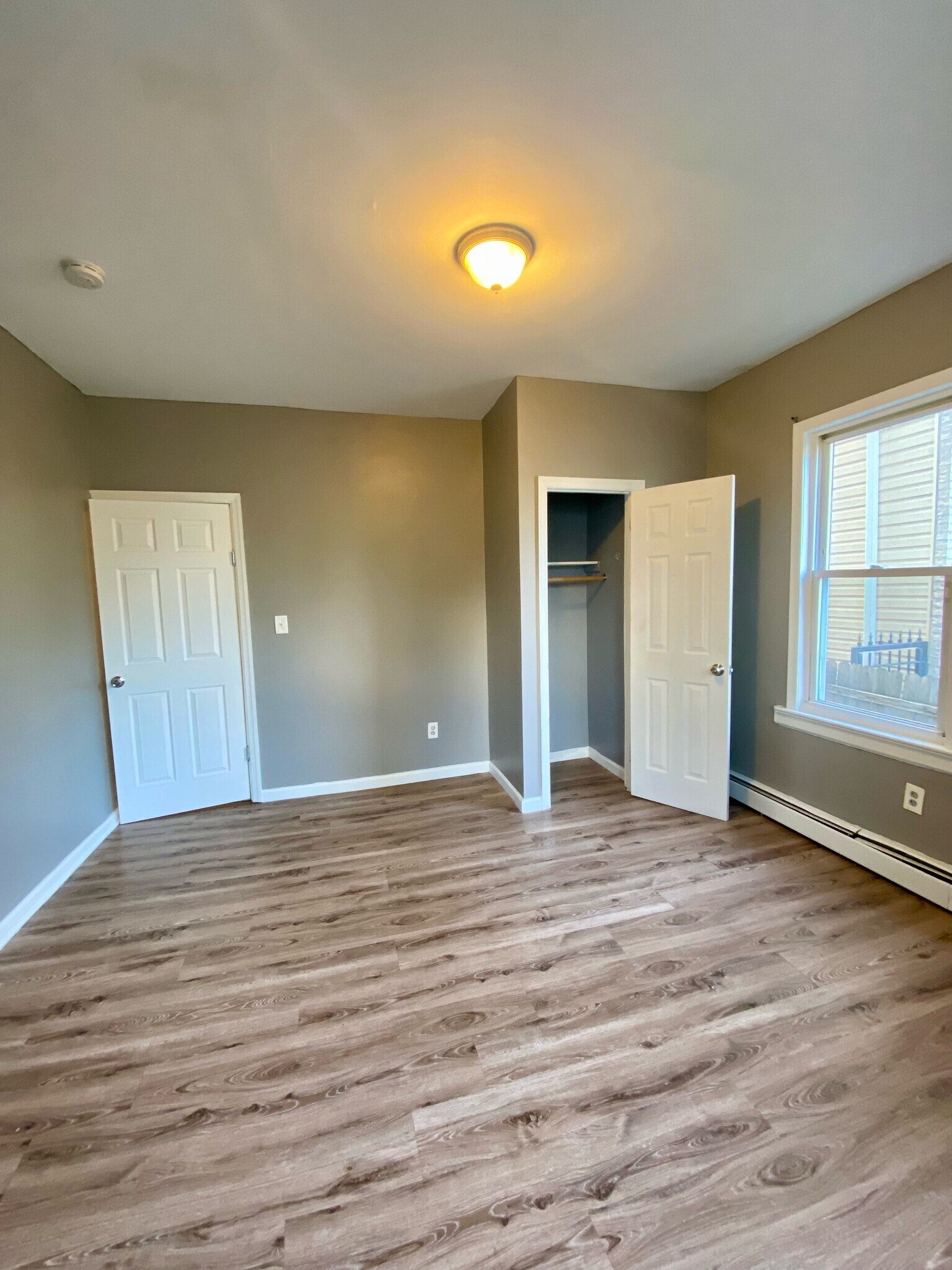 Master Bedroom - 101 Bedford St