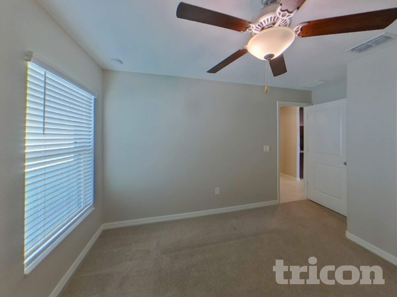 Building Photo - 5206 White Chicory Dr