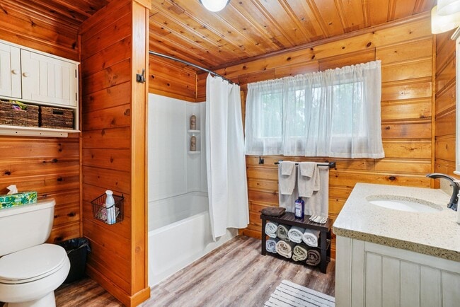 Building Photo - N3219 Cherry Rd