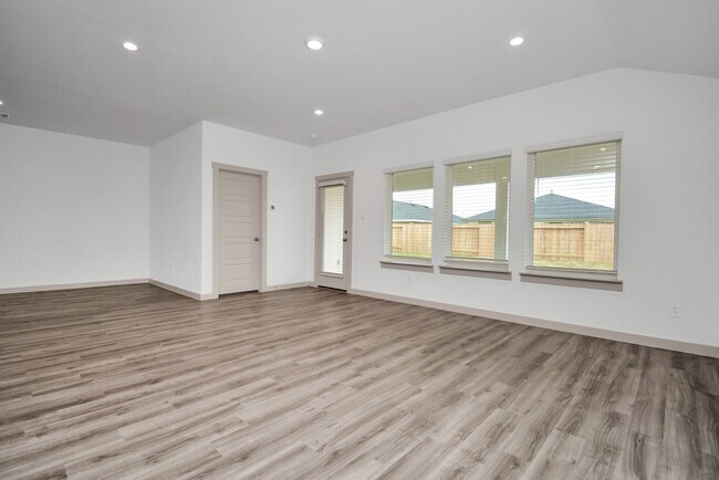 Building Photo - 7810 Brumbly Ln