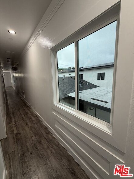 Building Photo - 8624 Graham Ave