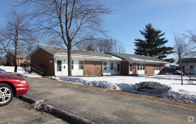 Primary Photo - Laurel Acres