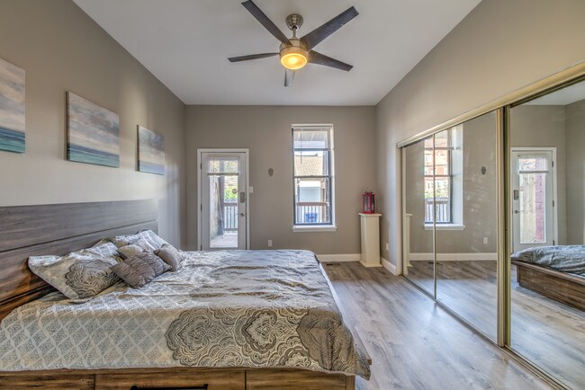 Building Photo - 3625 McRee Ave