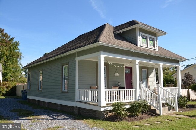 Building Photo - 207 Dodson Ave